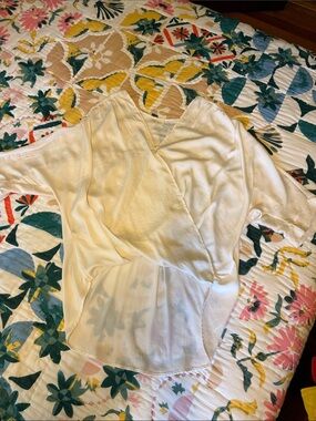 Studio Ko Cream Hi-lo Blouse